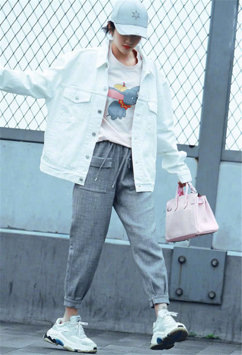 唐艺昕美艳甜美,唐艺昕为什么被称为备忘录女孩