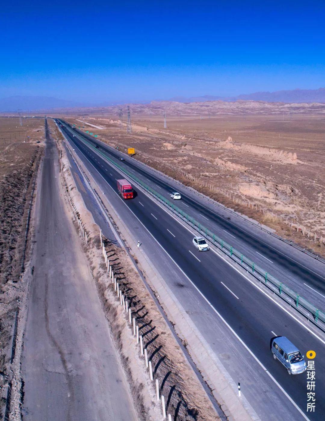 5000公里看地球,5000英里在中国是多少公里