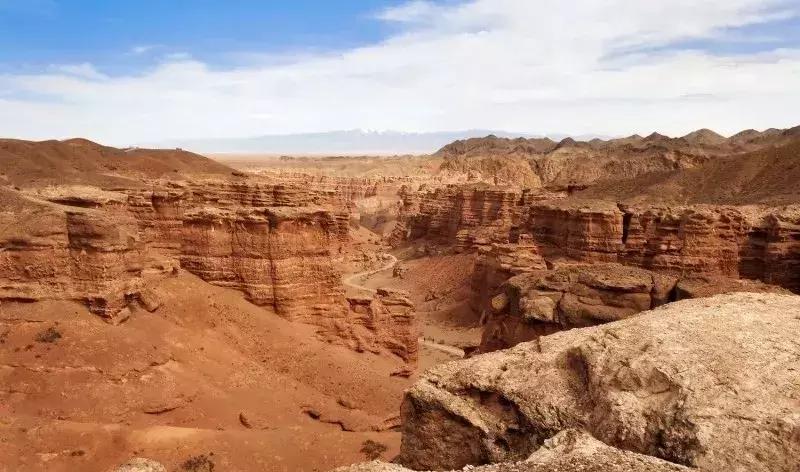 赚到了!坐火车就能出国,票价仅需200+坐上能吹一辈子