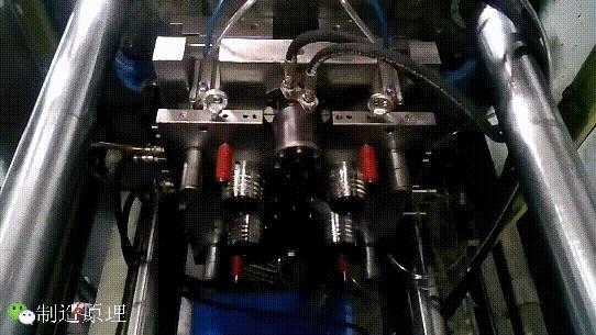 塑料瓶盖怎么做出来的,塑料瓶盖怎么弄一个小洞