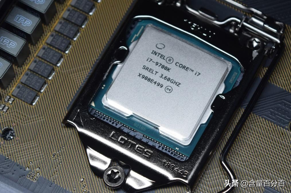 吃用生活品必买，但核心还是CPU、校色仪和主板