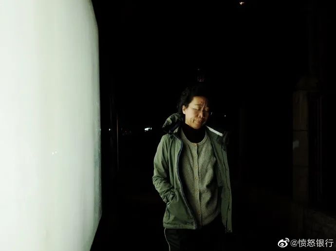 ​城市缝隙里的「业余人类观察家」