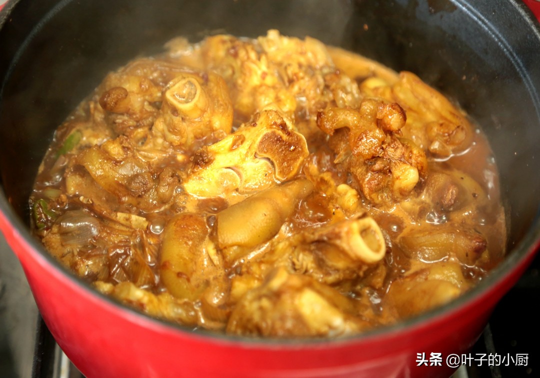 猪蹄炖好后有很大腥味怎么解决,做熟的猪蹄有腥味怎么补救