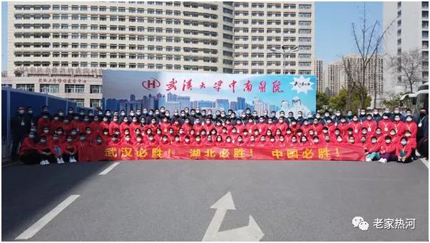 武汉抗疫女护士,女医生在武汉抗疫事迹