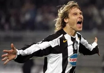 足球带给我们的回忆和感动,感谢足球带给我们所有的相遇