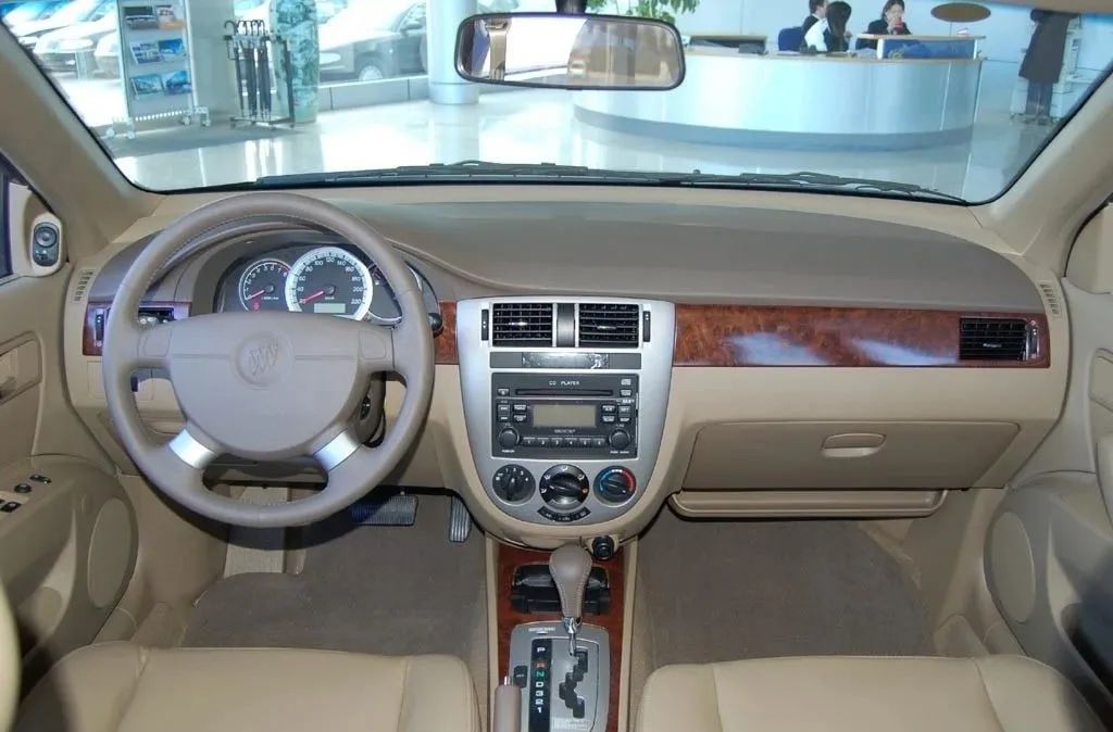 坦克300全新版本抢购,赛博坦克300回头率