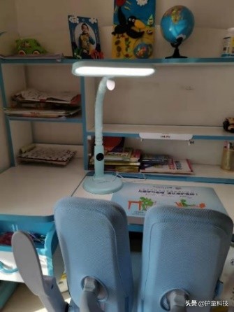 护童护眼灯跟好视力灯哪个好,护童护眼灯是全光谱吗