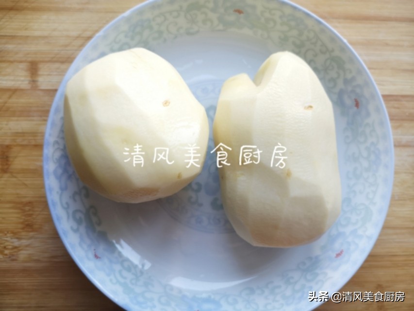 怎么做的薯条酥酥脆脆呢,在家制作又脆又香的薯条外酥里嫩