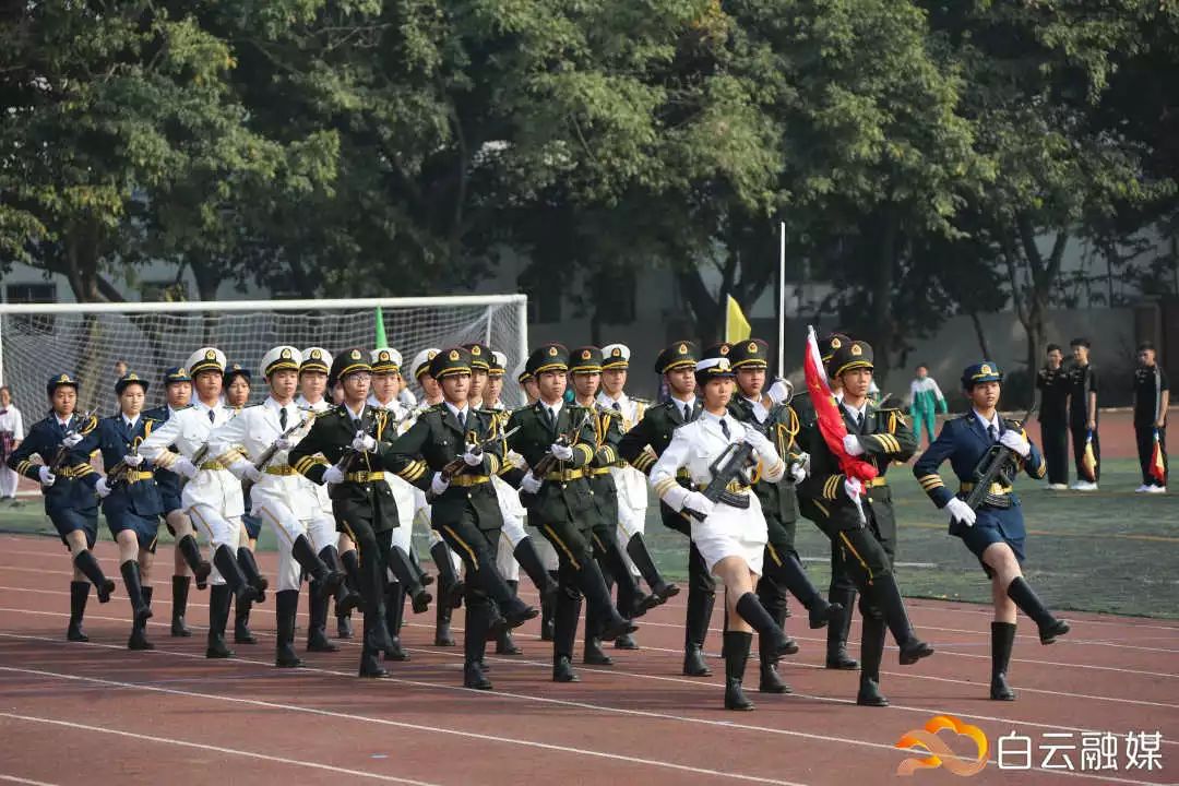 赛场展英姿绽风采,小学生田径赛场展英姿