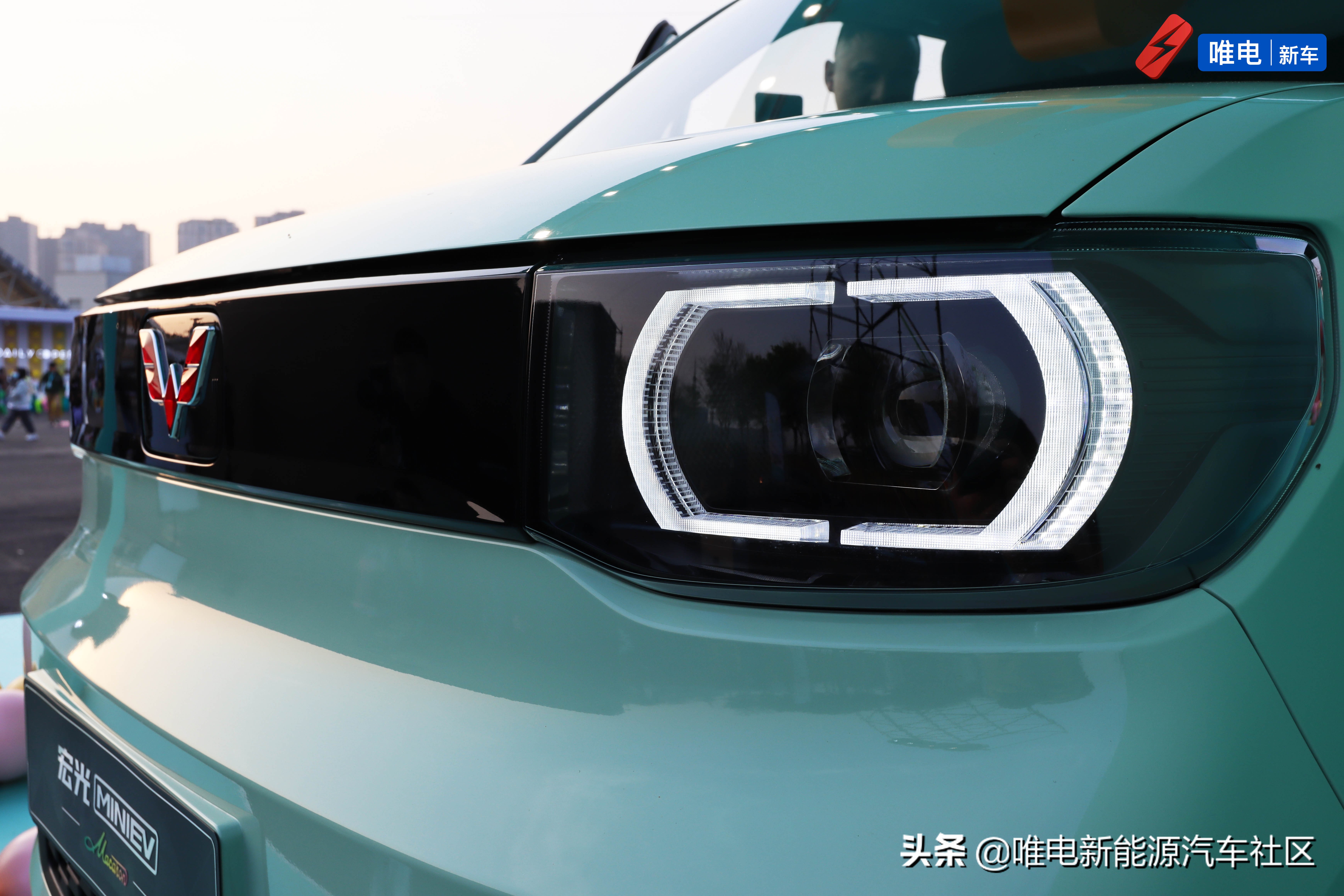 宏光miniev第三代马卡龙侧方停车,宏光miniev马卡龙上坡起步怎么样