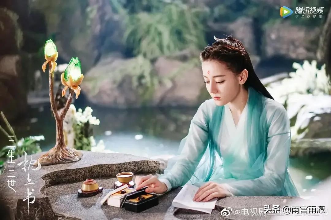 枕上书改编54.滚滚自愿随帝君回天宫,重霖看到滚滚心痛不已