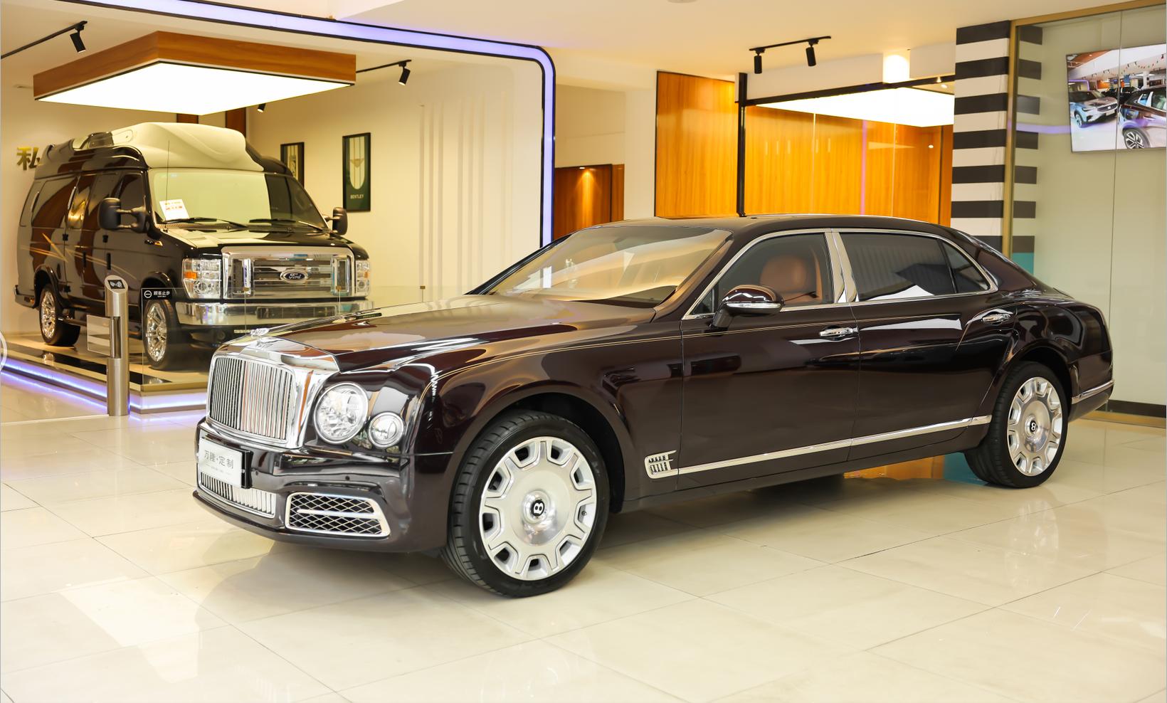 移动的“艺术品”—宾利慕尚