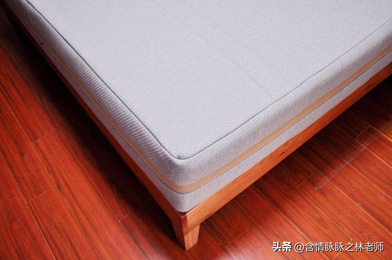 乳胶床垫10cm品牌及商品,小米薄床垫硬垫推荐爆款