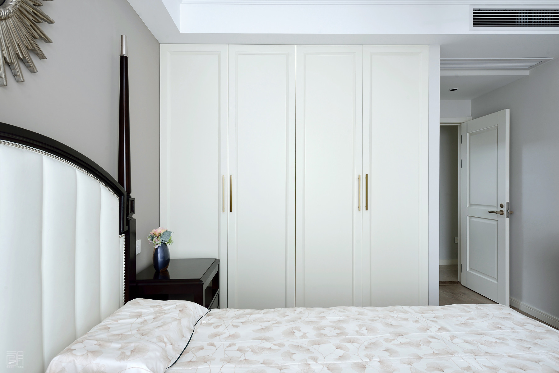 135平方米美式3房2厅精装修效果图,110平的美式风格三居清新优雅