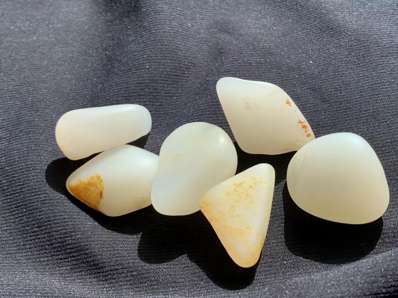 珠宝玉石水晶文玩知识,玉石文玩与收藏的区别