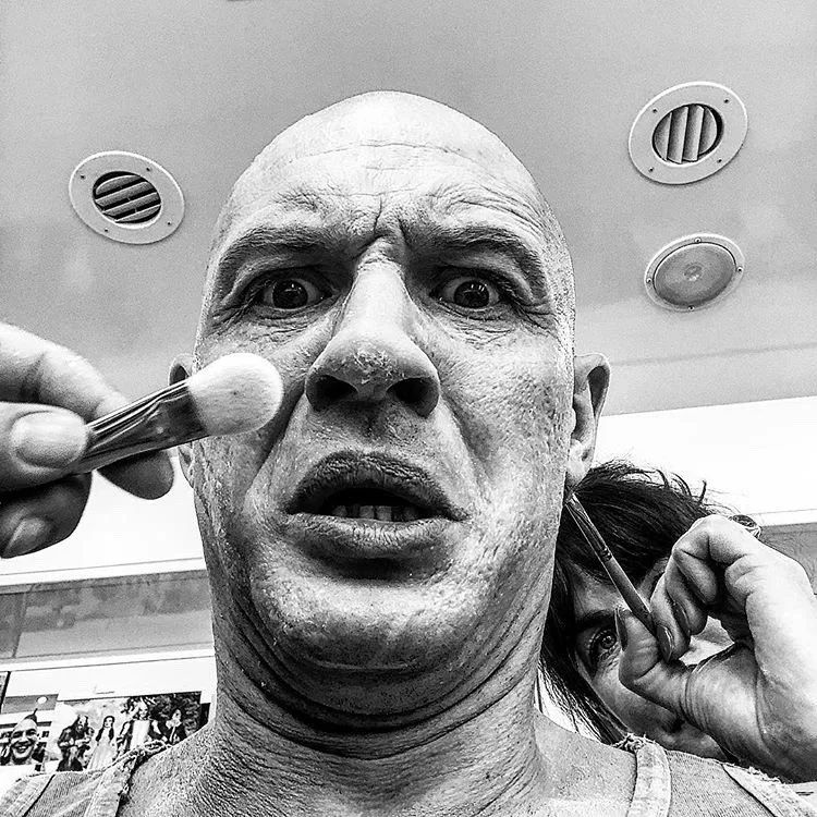 汤姆哈迪是一个极其自律的男人吗,汤姆哈迪一生回顾