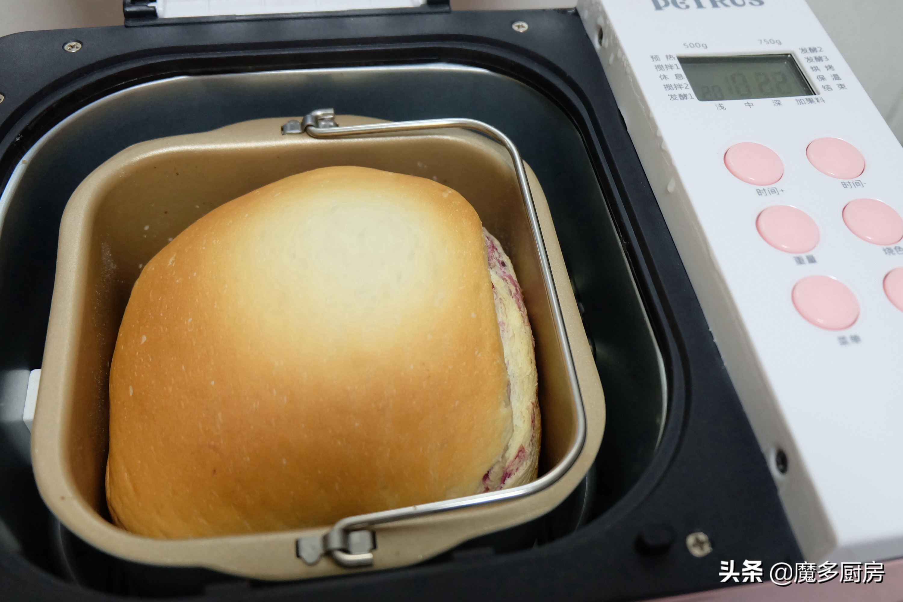 做面包只要一台面包机,多图详解面包制作,低糖无油配方真不错