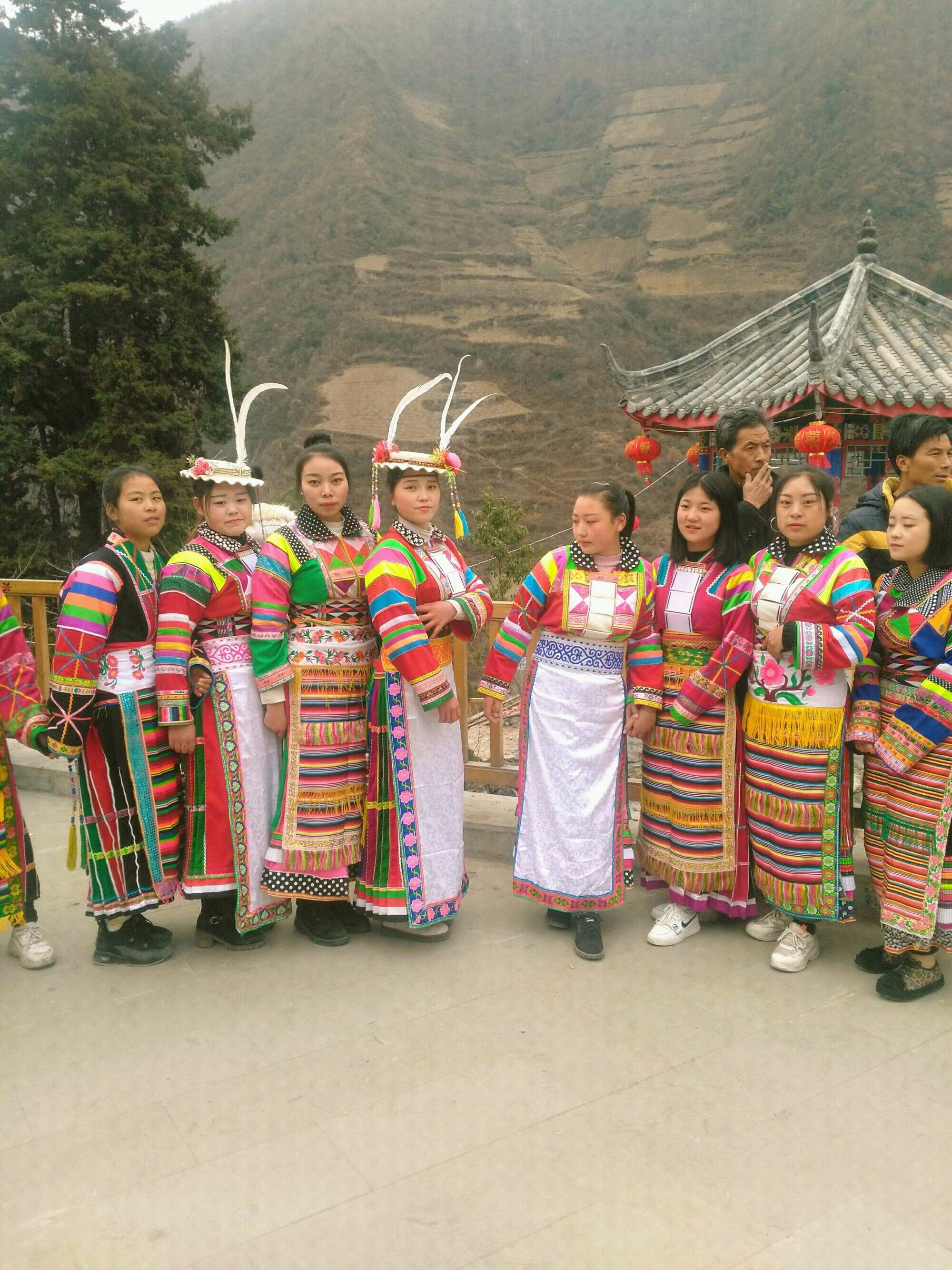 池哥广场舞视频大全,池哥白马藏族表演视频