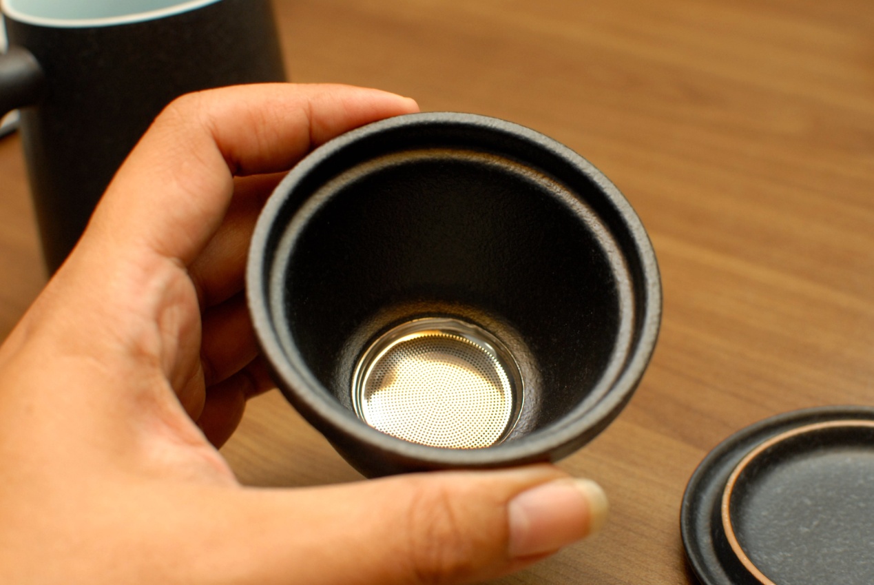 陶瓷泡茶杯茶水分离最新款,茶水分离泡茶杯陶瓷木柄