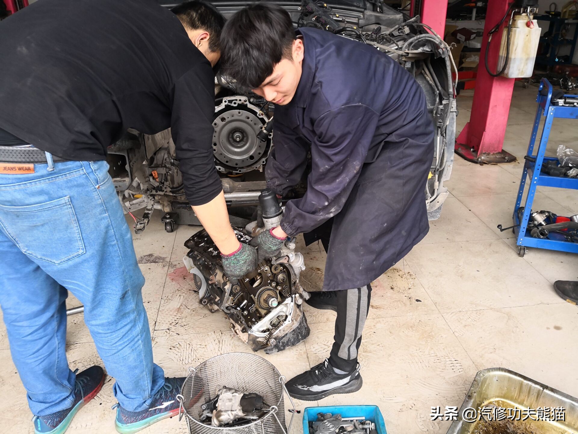 奥迪第三代ea888怎么还烧机油,奥迪的三代ea888烧机油吗