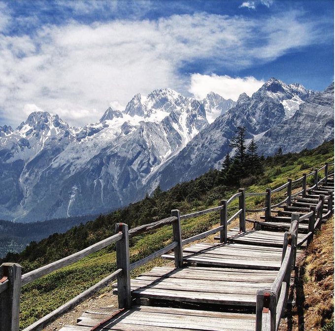 丽江铂爵婚纱旅拍到底怎么样,拍婚纱照选铂爵旅拍好吗