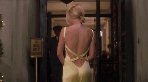 美背长痘,后背长痘的美背方法