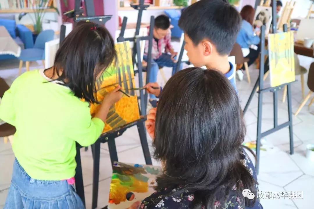 追梦新时代圆形主题绘画,追梦新时代主题绘画四年级彩铅