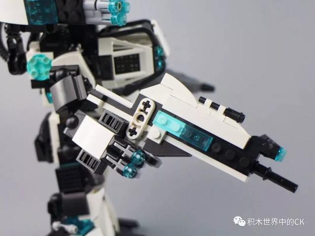 卫乐魔鳄特战队狂暴机,卫乐魔鳄特战队