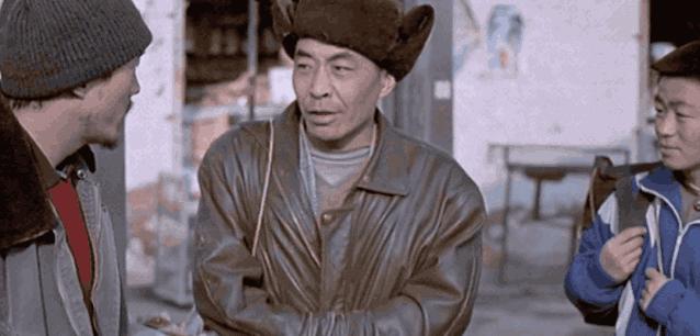 南台控股:大学男生如何看待自己的第一次?洁身自好反倒被嘲笑?