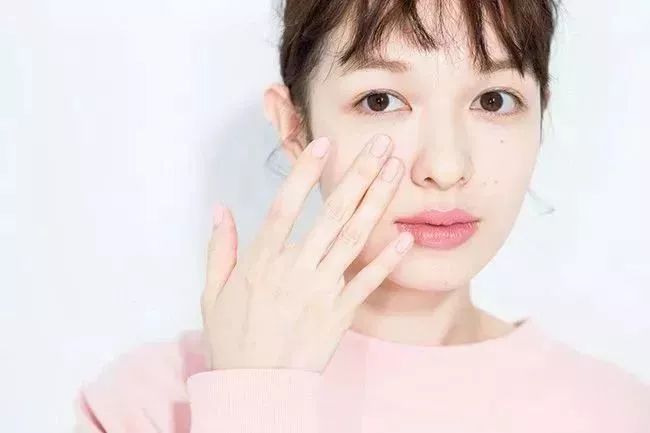 十大公认美白隔离三合一,隔离推荐抚平毛孔均匀肤色