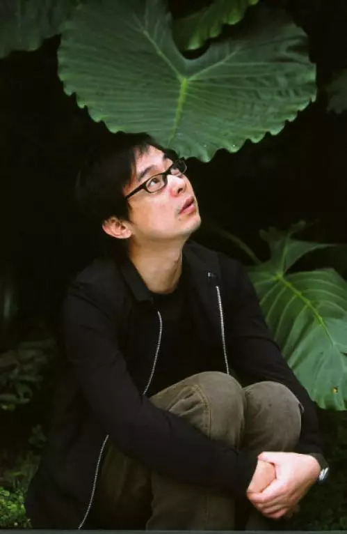 他的绘本故事治愈了千万人，80后90后都看过他的漫画