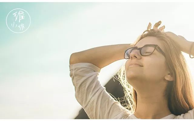 做什么副业能月入1w,月入1w的副业实体店