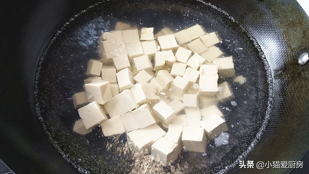 香椿有哪些做法好吃又简单,香椿最好吃的十种做法