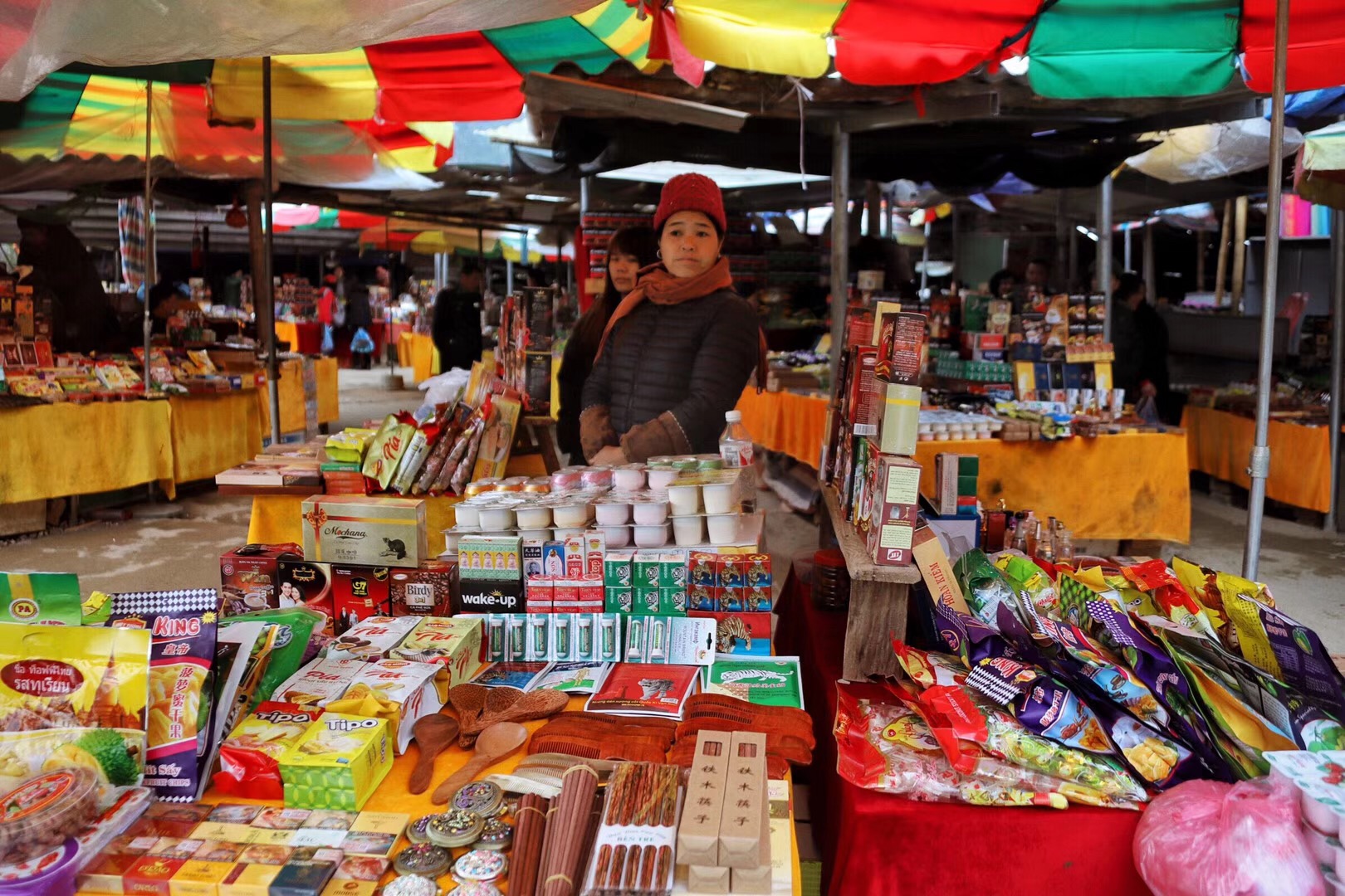 广西德天瀑布有灯光,今日广西德天瀑布