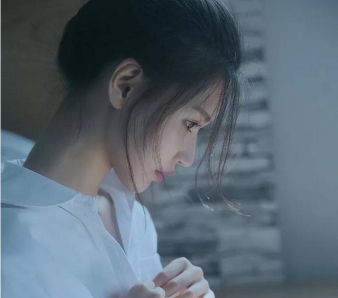 搭讪女生三种方式,搭讪女生需要哪三句话