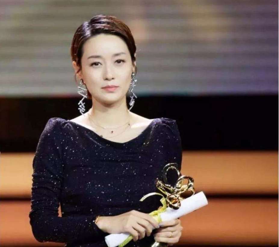 马伊琍和闺蜜刘孜同框,马伊琍和刘孜合照图