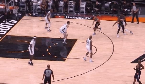 中距离，昂扬不灭——说说篮球场上最古典的*局破**艺术