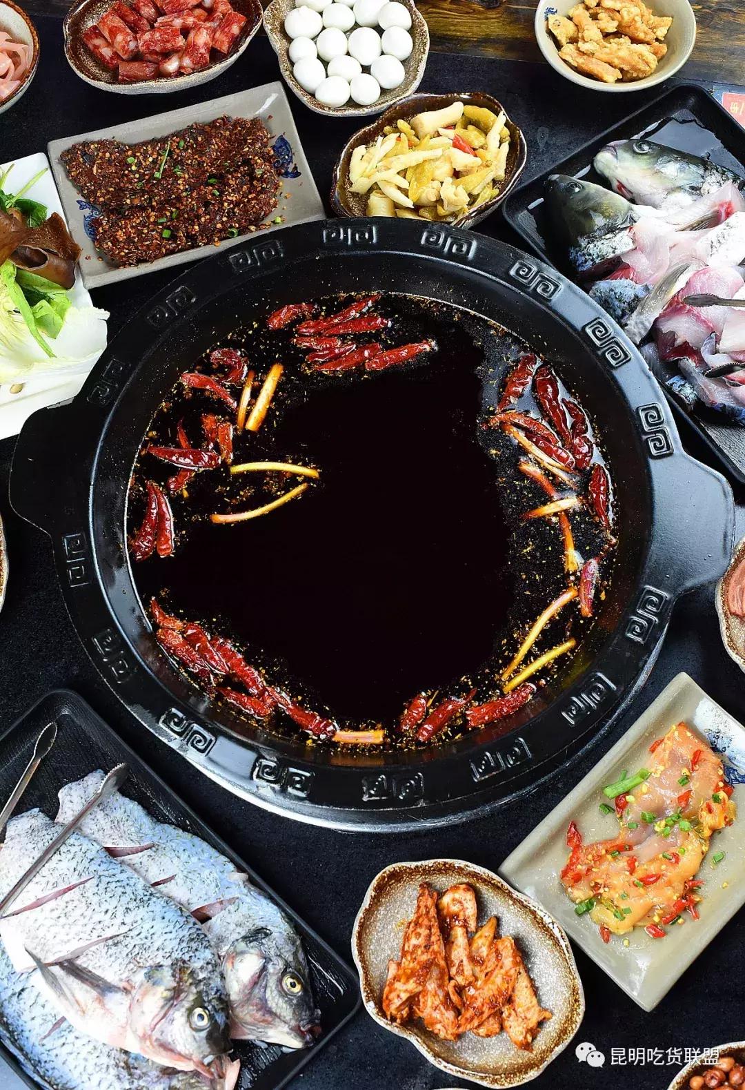 昆明最好吃的清汤鱼火锅,云南地道鱼火锅店推荐