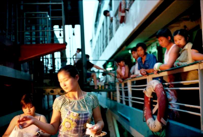 沿长江逆流坐轮船旅游攻略,80年代川江轮船