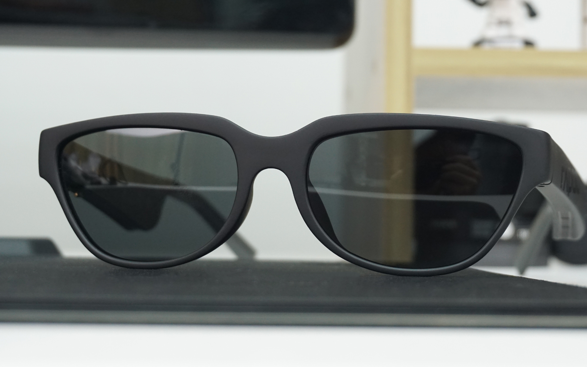 闆锋煆鏅鸿兘鐪奸暅z1,闆锋煆鏅鸿兘闊抽鐪奸暅璇勬祴