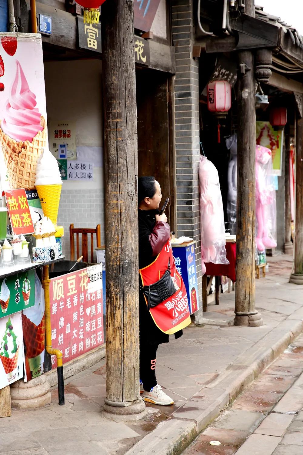 津门网金熙男:洛带印象
