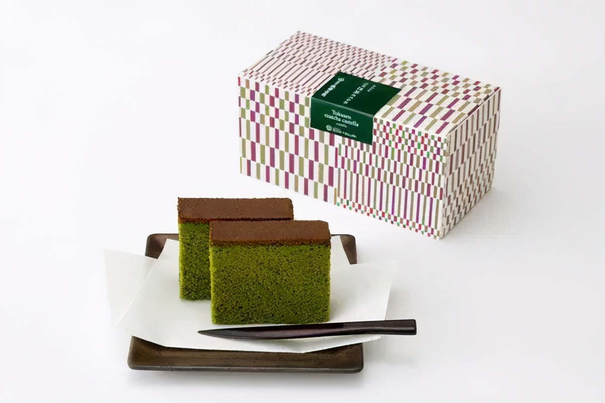 火爆街头的古早蛋糕vs贵族糕点长崎蛋糕，究竟哪个更胜一筹？