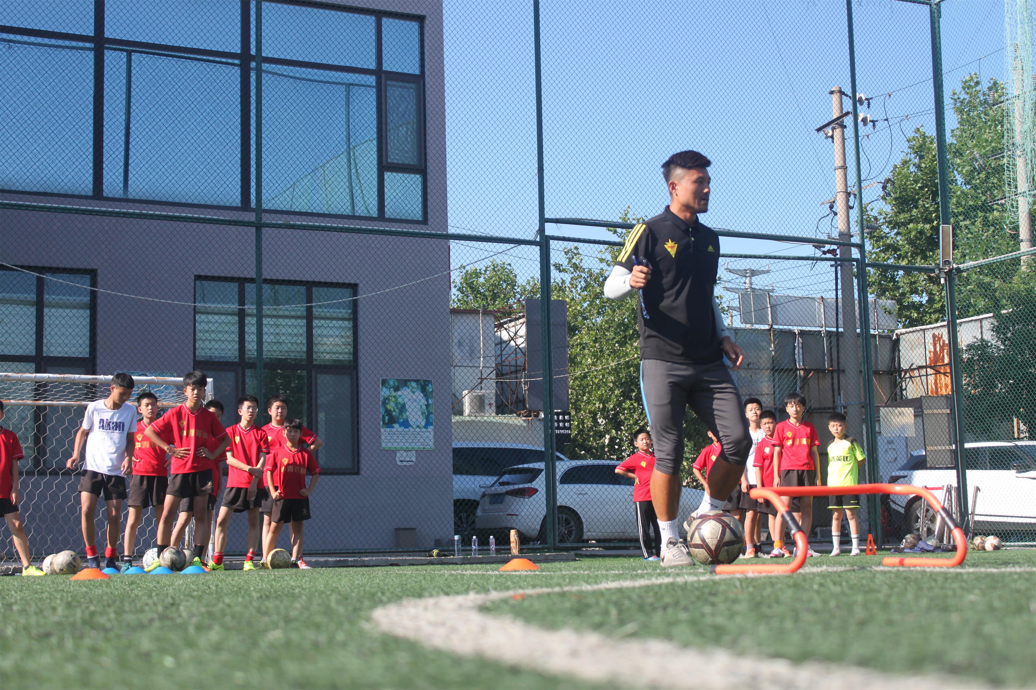 中国足球青少年足球夏令营,鲜衣怒马不负韶华山东