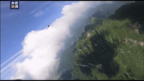 翼装飞行为啥要在天门山,翼装飞行天门山失败