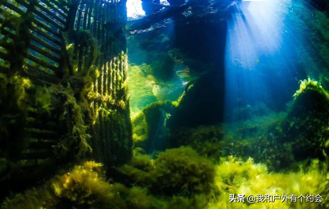 户外实录，爱好者深潜抚仙湖底，探秘古滇国古城遗址，看到什么？