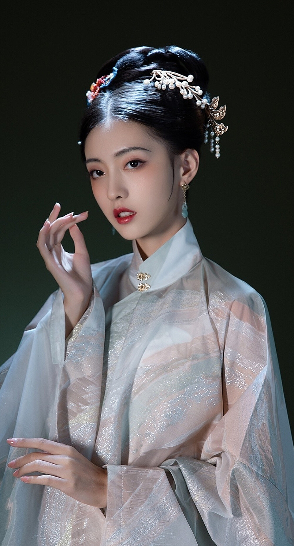 如何拥有精致的“小翘鼻”？不用开刀不用整容，学会这个就够了