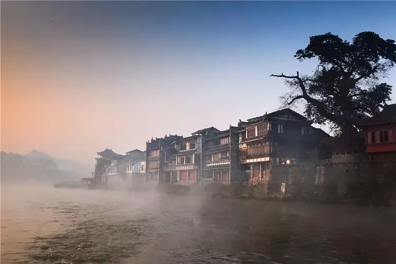 漫步天府之国黄龙溪古镇,成都黄龙溪鹿溪河