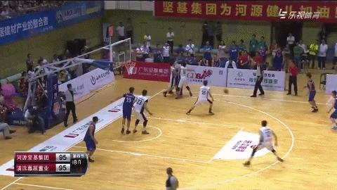 广东省联赛单场砍75分视频,广东第一高中生扣篮