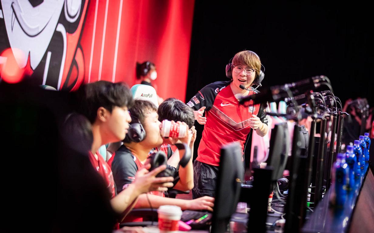 没有冠军皮肤的adc,ig冠军皮肤洛为什么能选