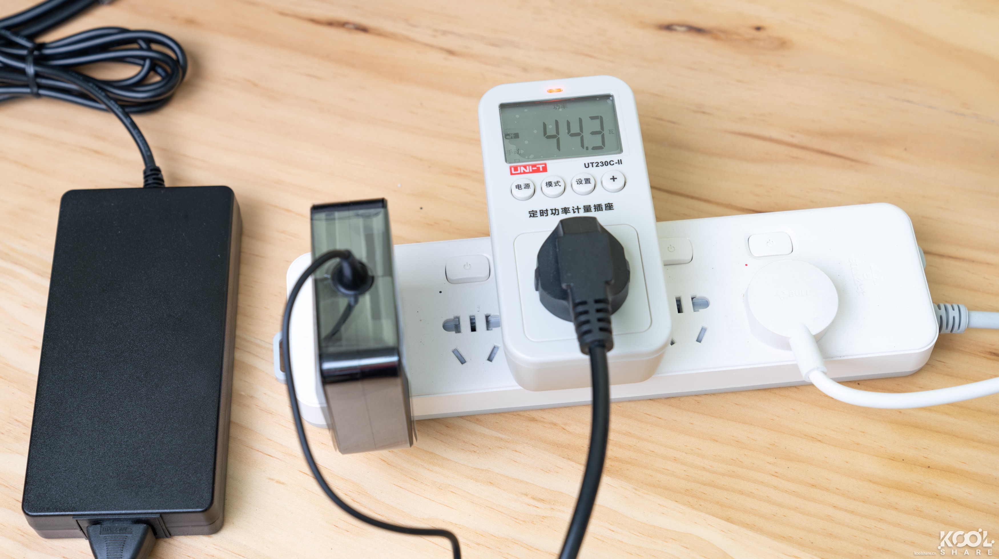 经济型9盘位NAS,QNAPTVS-951N开箱拆解评测